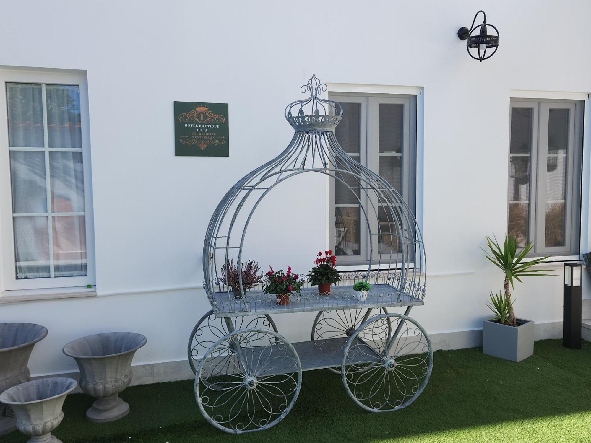 Hotel Boutique Iulia 5 Estrellas Medina de las Torres 외부 사진